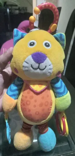 Pelúcia Gatinho da Buba marca Buba