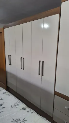 Guarda roupa casal 6 portas 2 gavetas