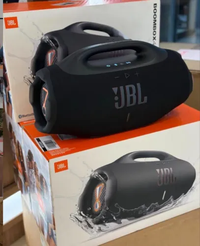 Bombox 4