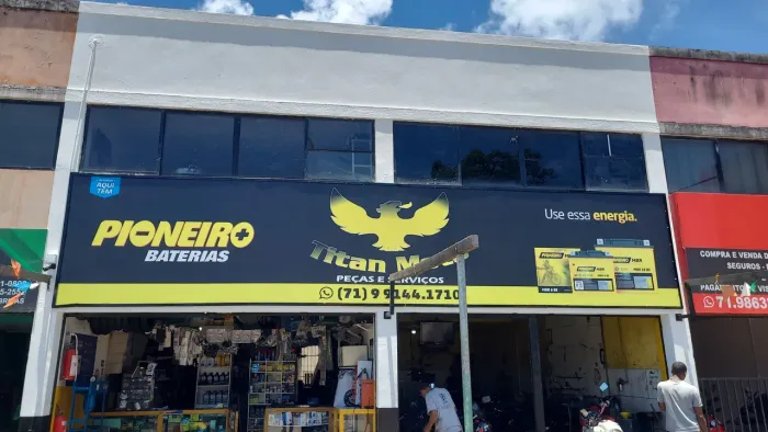 Precisa-se de ajudante de mecânico de moto  com experiência. 