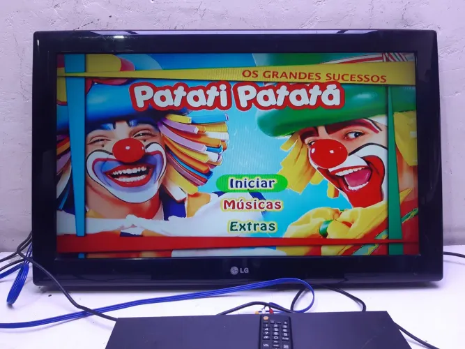 Tv Lg 32 polegadas imagem perfeita sem detalhes tv digital com hadmi