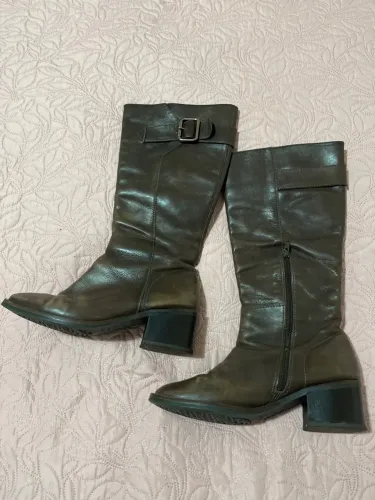 Bota AREZZO de couro marrom