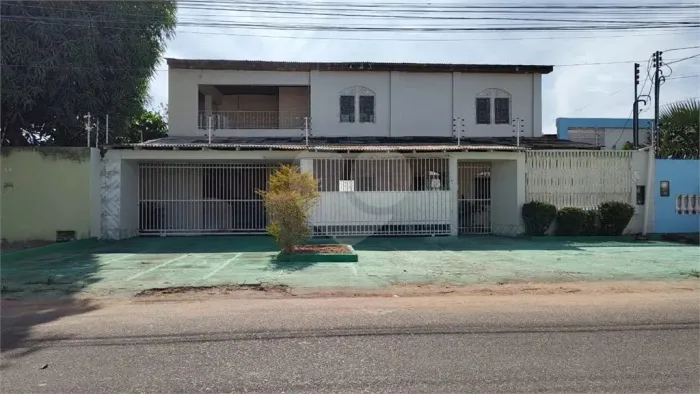 Casa com 5 quartos à venda em São francisco - RR