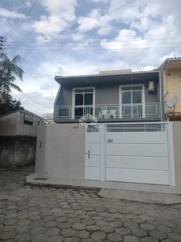 Casa com 3 quartos/dormitórios no bairro Abraão, em Florianópolis-SC