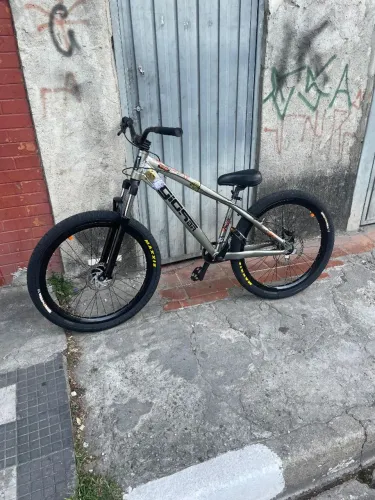 Bicicleta Gios 4Trix aro 26 23/24 !