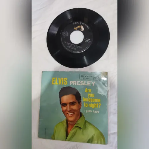 LP compacto Elvis Presley - Are you lonesome to night? 