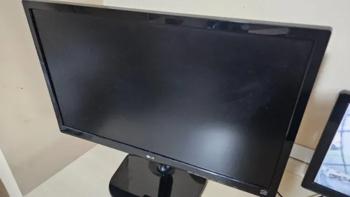 Monitores LG 23MP55HQ-P