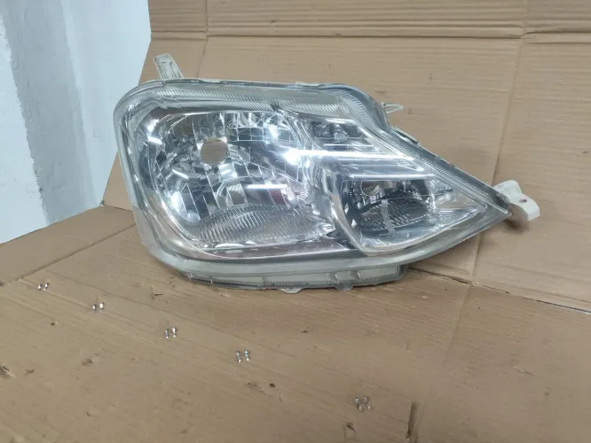FAROL Etios lado direito carcaça cinza 