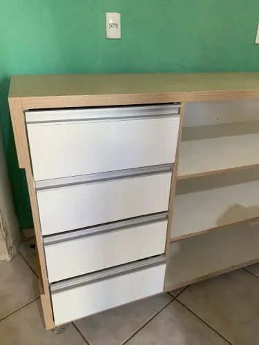 Armário ou balcão pra comércio