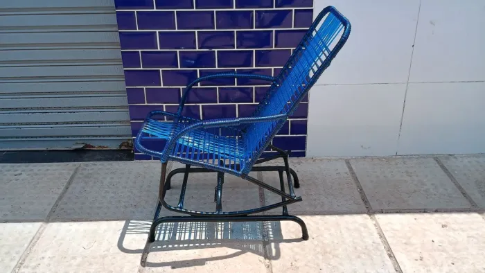 Cadeira de balanço com molas 