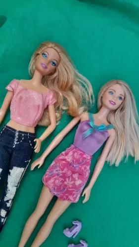 2 lindas Barbies!