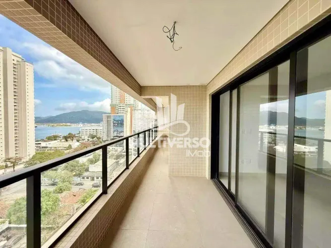 Apartamento à venda, 2 quartos no bairro Ponta da Praia em Santos