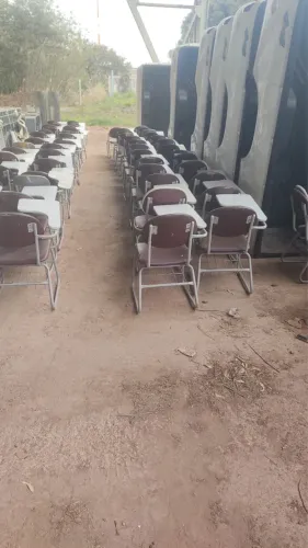 Cadeira para igreja super barata 