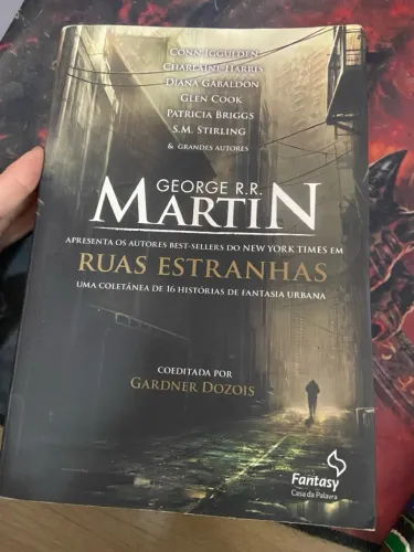 Ruas Estranhas - George R.R. Martin