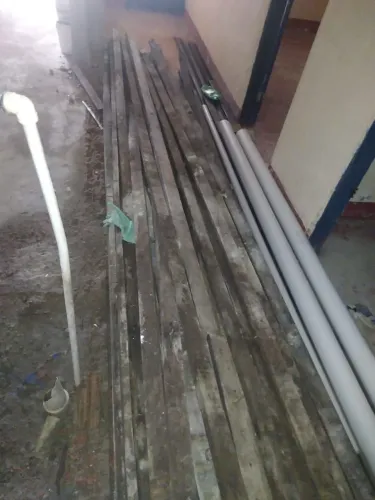 Madeiras para construção Pernamancas e Ripoes*usados*!