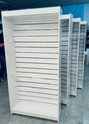?Prateleira Canaletado direto com fabricante