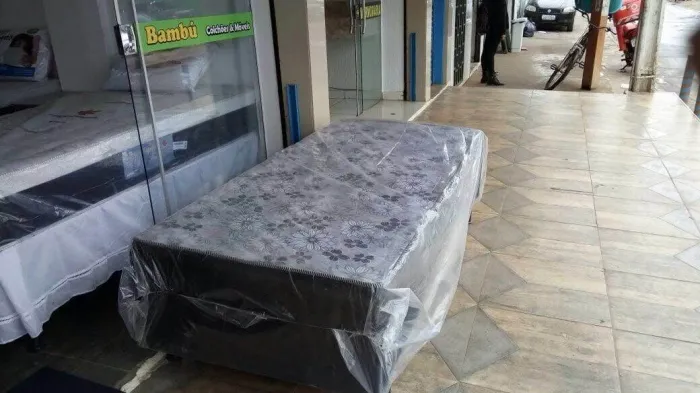 Cama box solteiro na promoção 350$ chama no WhatsApp *