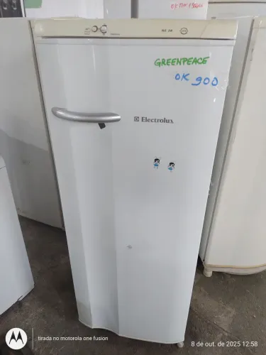 REFRIGERADOR ELECTROLUX RE 28