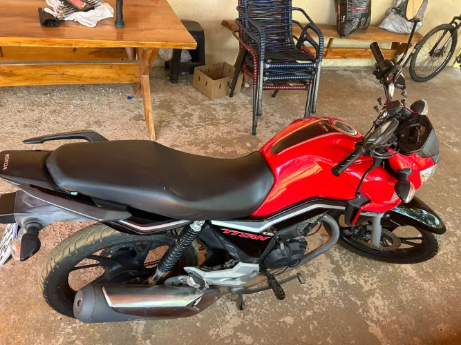 Vende Tintan 160 Única Dona.