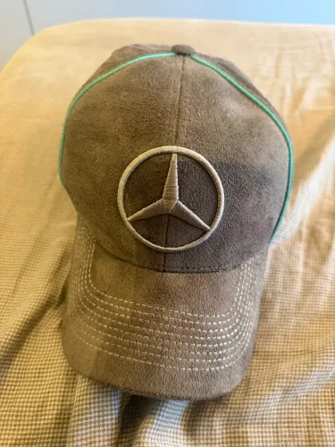 Boné Mercedes-AMG Petronas Original - Estilo Premium Motorsport