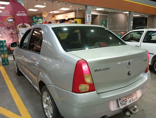 Renault Logan Expres./exp. UP Hi-flex 1.0 16V 4P 2010