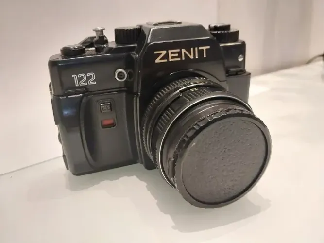 Vendo camera analogica ZENIT