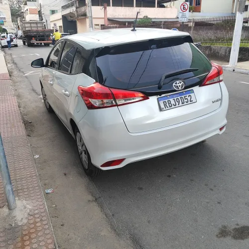 Toyota Yaris XL 1.5 Flex 16V 5P Aut. 2023