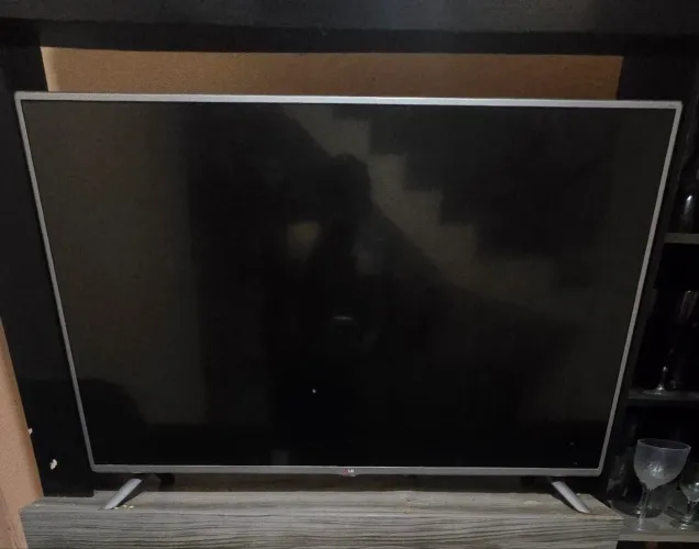 TV LG 50 POLEGADAS NÃO LIGA