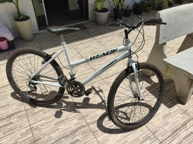 Bicicleta aro 26, com marchas, NUNCA USADA (10 x sem juros)