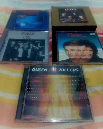 Coleção de CDs Queen originais + brinde Live in Japan 1985 