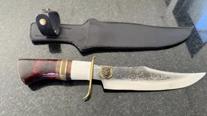 Faca Bowei de Caça 8' Polegadas + Bainha em couro