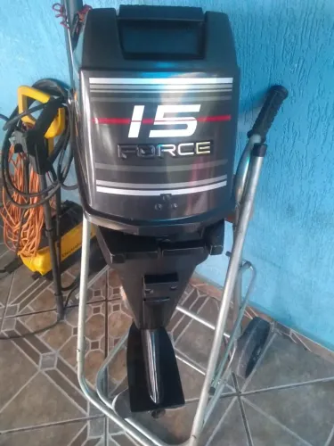 Motor de barco Mercury force 15 HP 