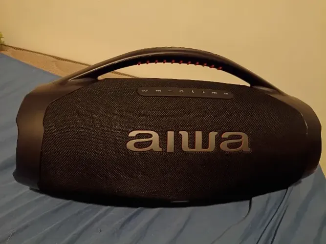 Caixa de som Aiwa boombox