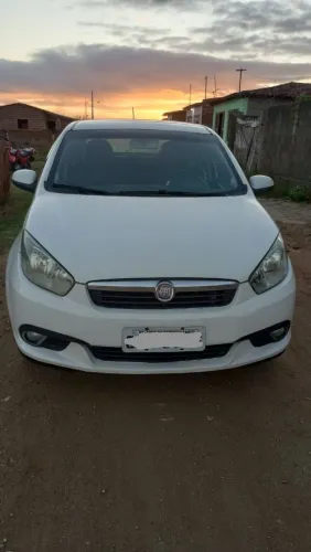 Fiat Grand Siena Tetrafuel 1.4 EVO F. Flex 8V 2014