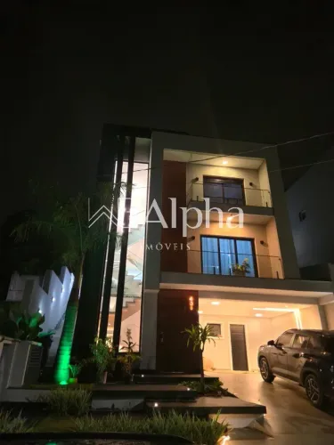 Casa à venda no Condomínio New Ville em Santana de Parnaíba - SP