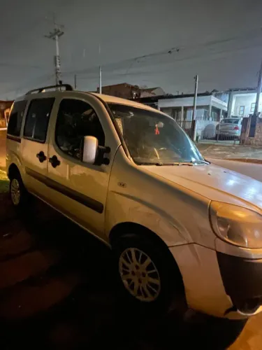 Fiat Doblo Attractive 1.4 Fire Flex 8V 5P 2015