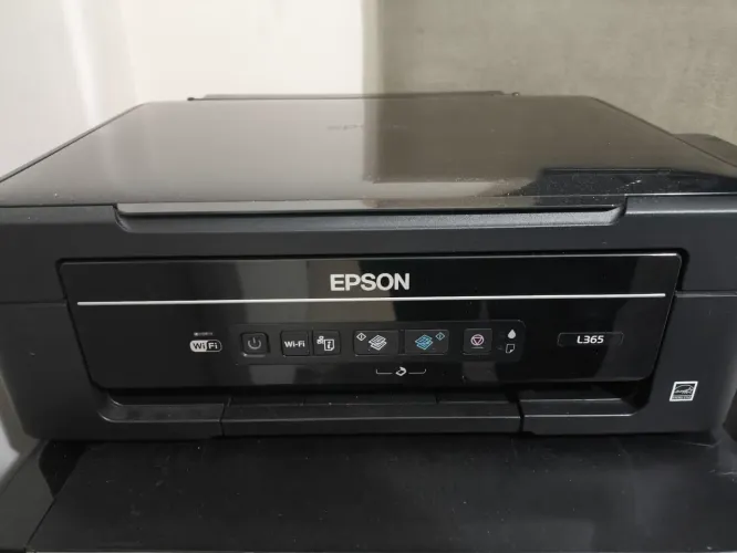 Vendo impressora com defeito na impressão...