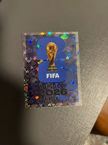 Figurinha FWC 8 (taça azul)