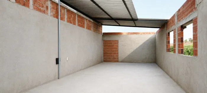 GALPÃO + PÁTIO 465m² | ESQUINA | ACESSO PARA CAMINHÕES E ÔNIBUS