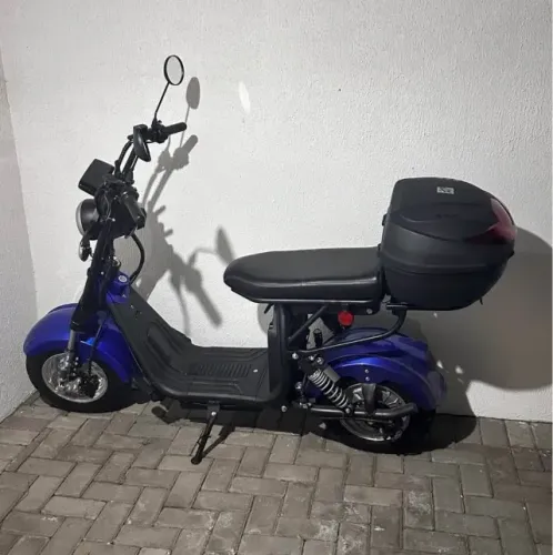 Moto elétrica 1000w x11 usada