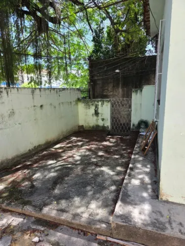 ALUGO-CASA-VILA-CATUGI-COM GARAGEM