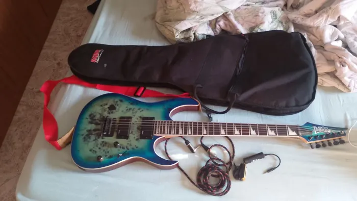 Guitarra Ibanez GIO