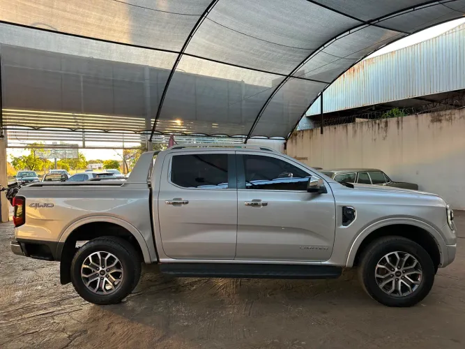 Ford Ranger Limited 3.0 V6 4X4 CD TB Die. AUT 2024
