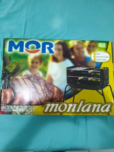 Churrasqueira Móvel Montana a carvão.