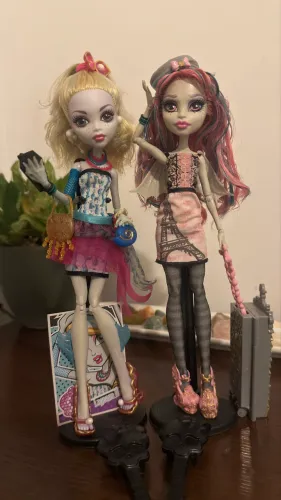 Mini lote de monster high 