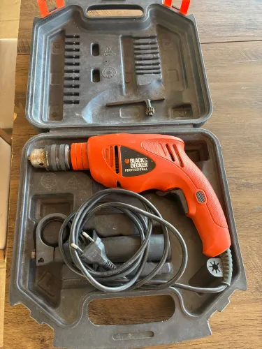 Furadeira de impacto black & Decker hd500 br