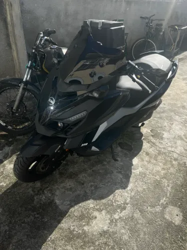 Dafra 300 cruisym