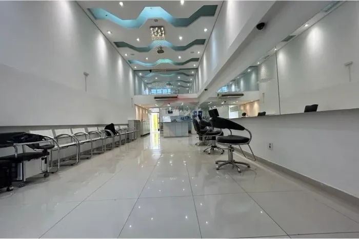 Espaço Comercial em Sorocaba: 150m² e Garagem