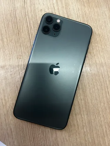 IPHONE 11 pro Max Usado