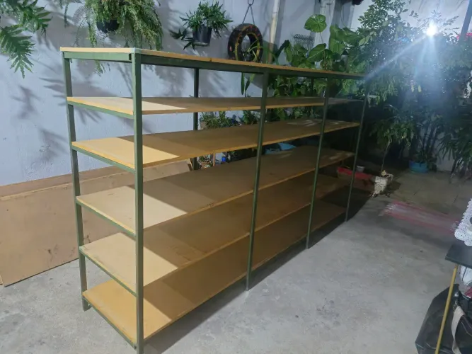 VENDO ESTANTES INDUSTRIAIS REFORÇADAS EM MDF 2CM